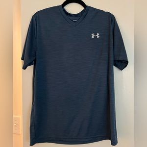 Under Armour Medium V-Neck T-Shirt